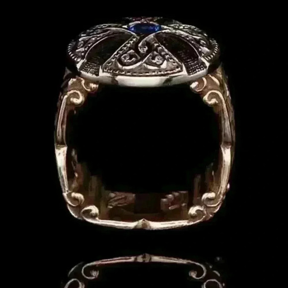 - 💥 Unisex Black Enamel Signet Ring Rose Gold Blue Fashion Ring, GPMB1486-7 - Picture 6 of 8